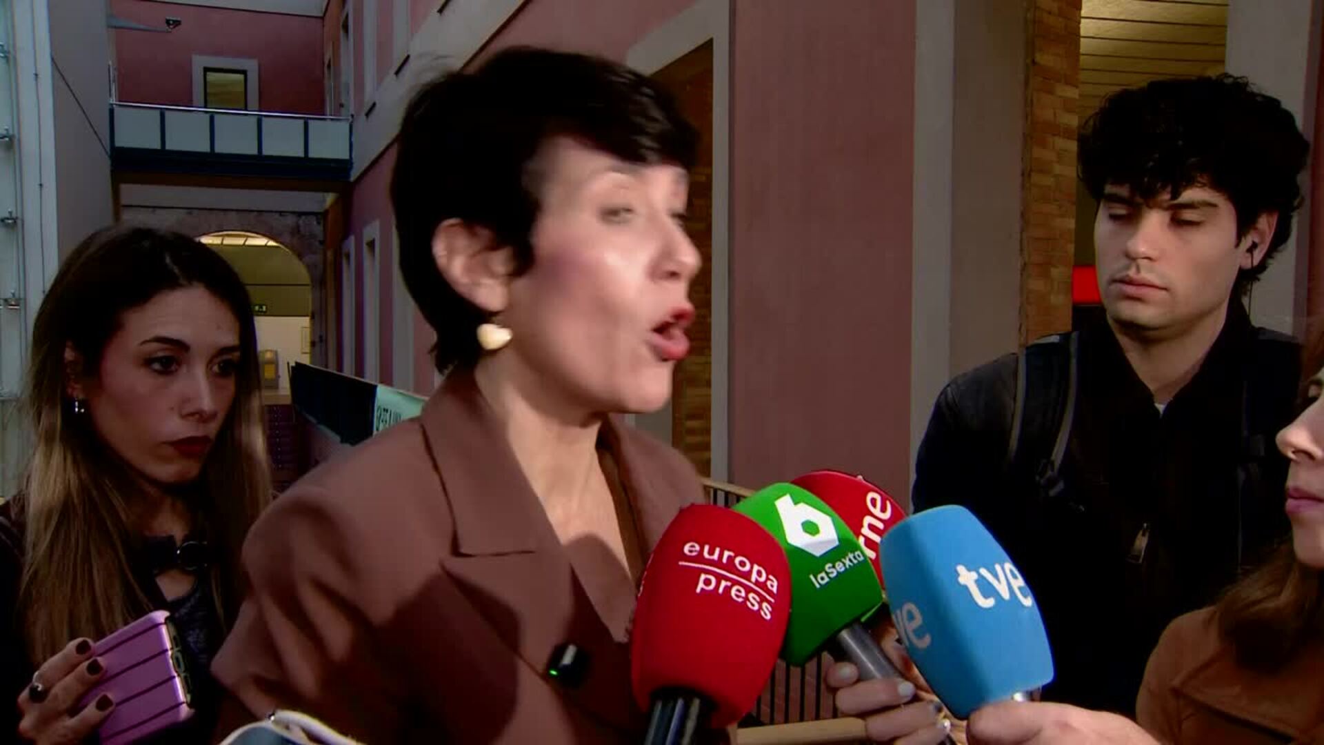 Saiz afirma que "no hay que tomar medidas adicionales" en pensiones tras el informe de la OCDE