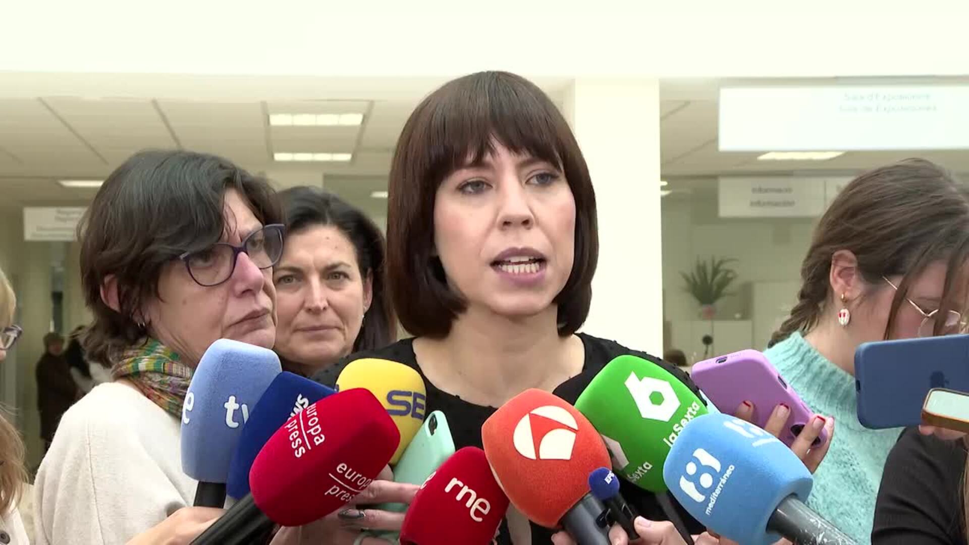 Morant insta a Feijóo a "aceptar la democracia" en lugar de convocar manifestaciones