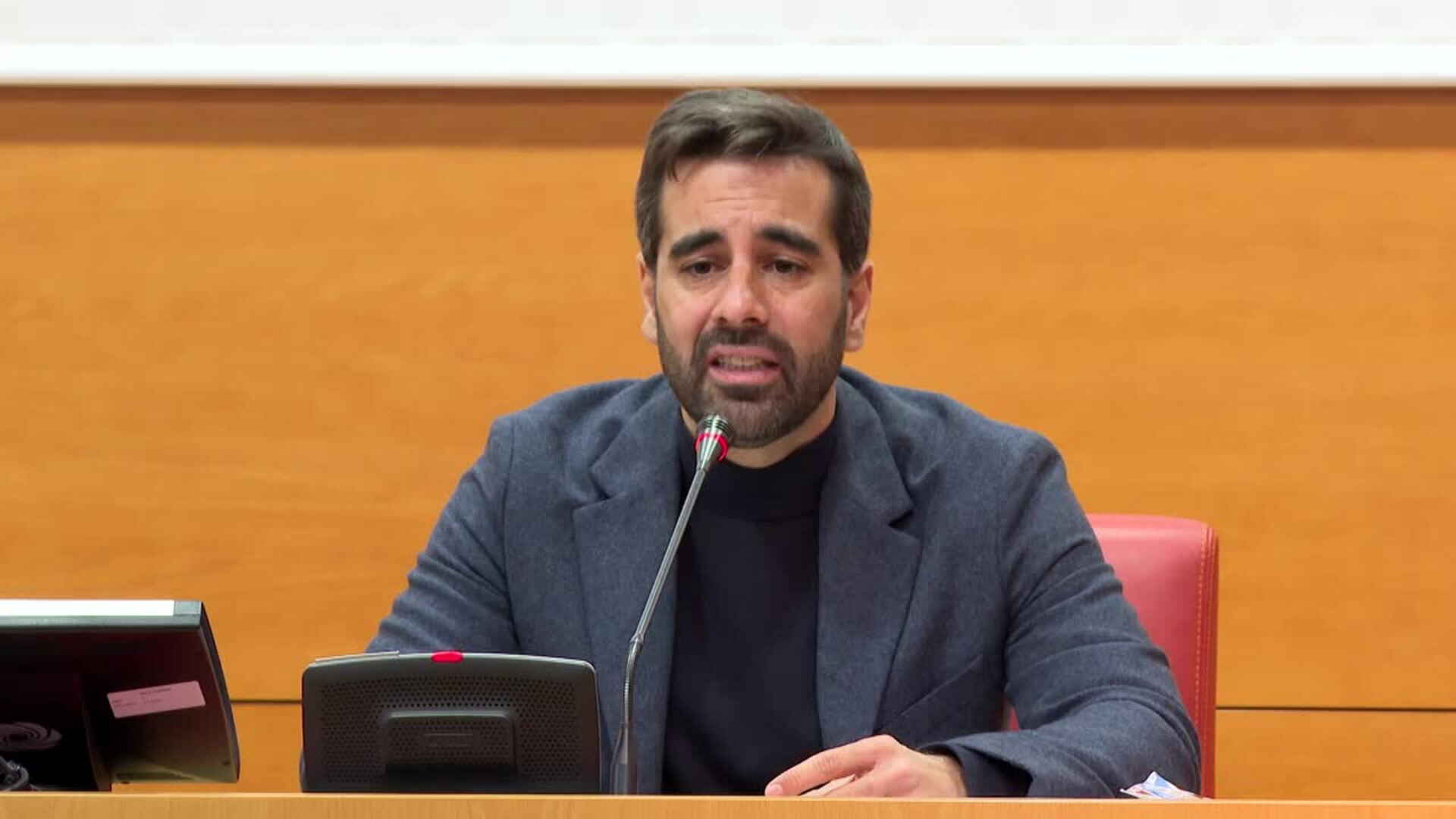 PSPV exige a Llorca que pida el acta a Mazón o le expulse del grupo parlamentario popular