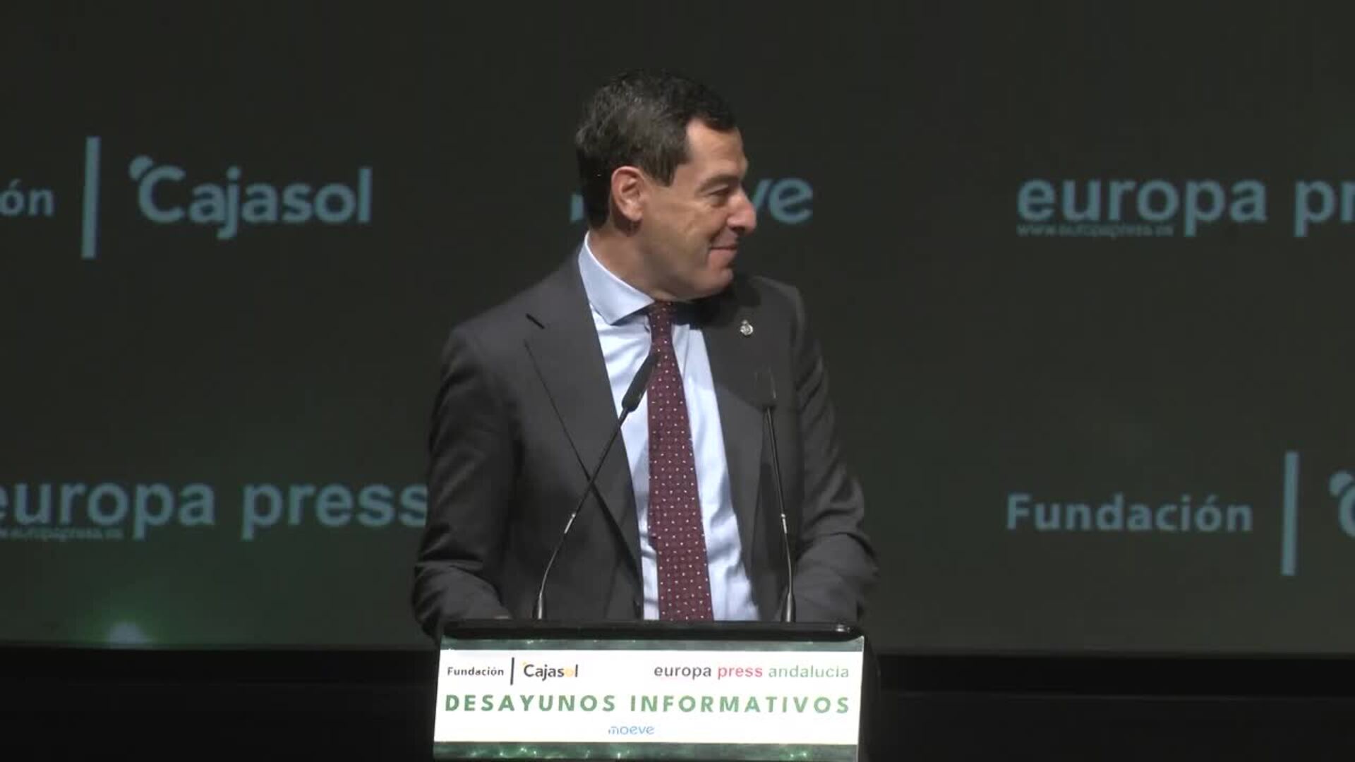 Moreno trabajará "hasta el último minuto" por una amplia "mayoría" en las autonómicas