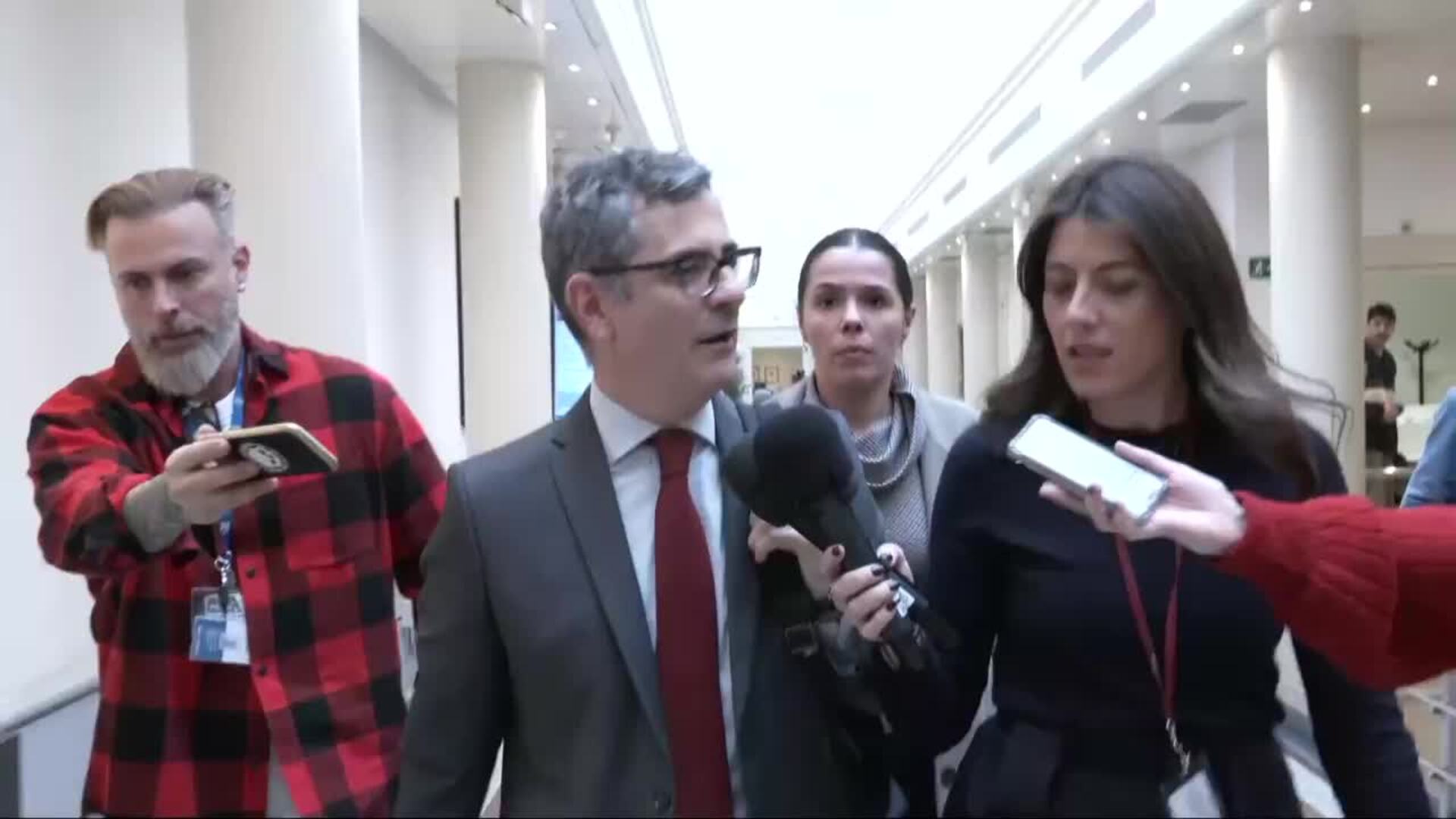 Bolaños expresa su "respeto y cariño" a Sumar tras las críticas al PSOE