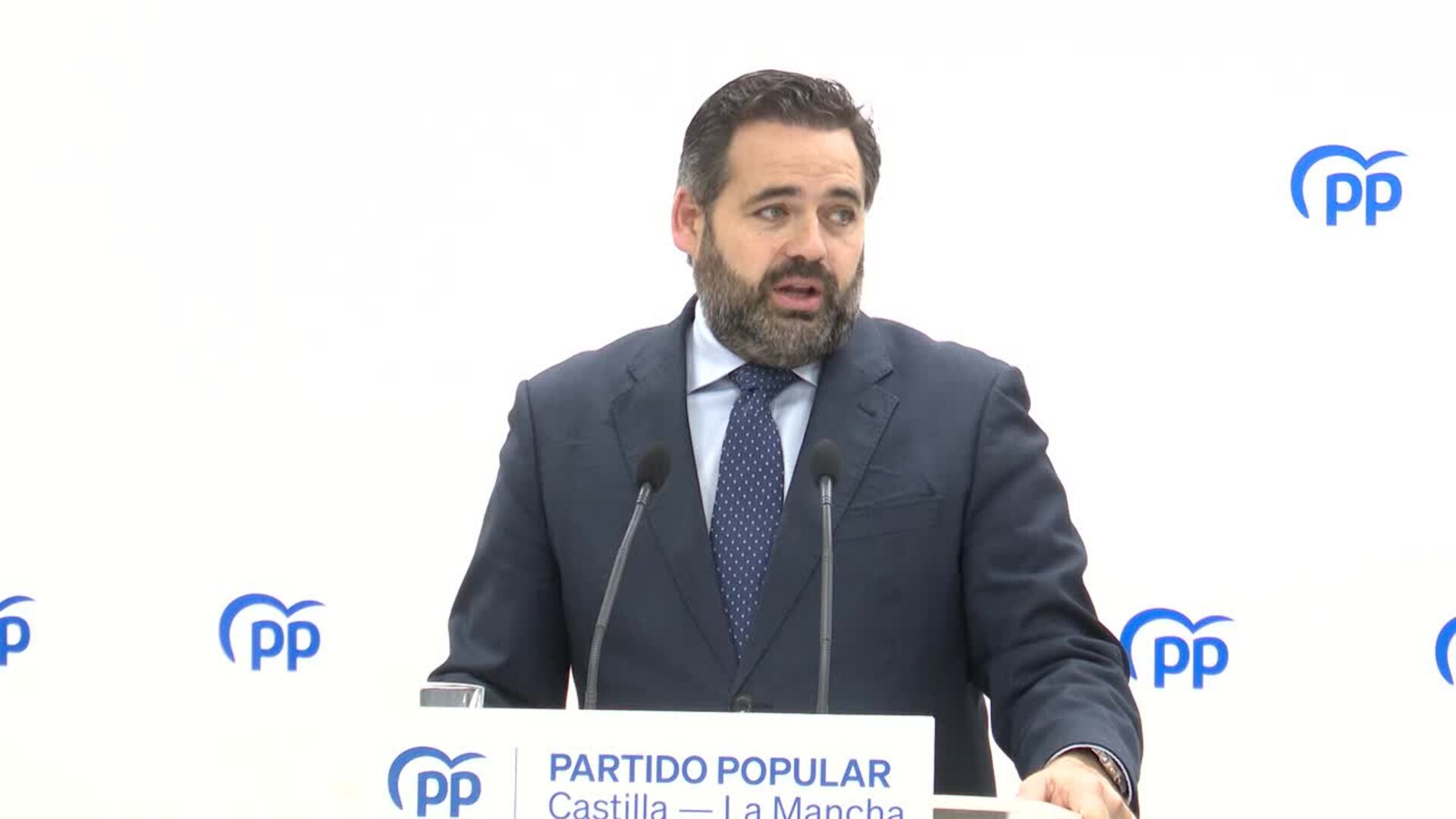 Núñez vaticina que el "ciclón electoral" se "llevará por delante" también al PSOE de Page