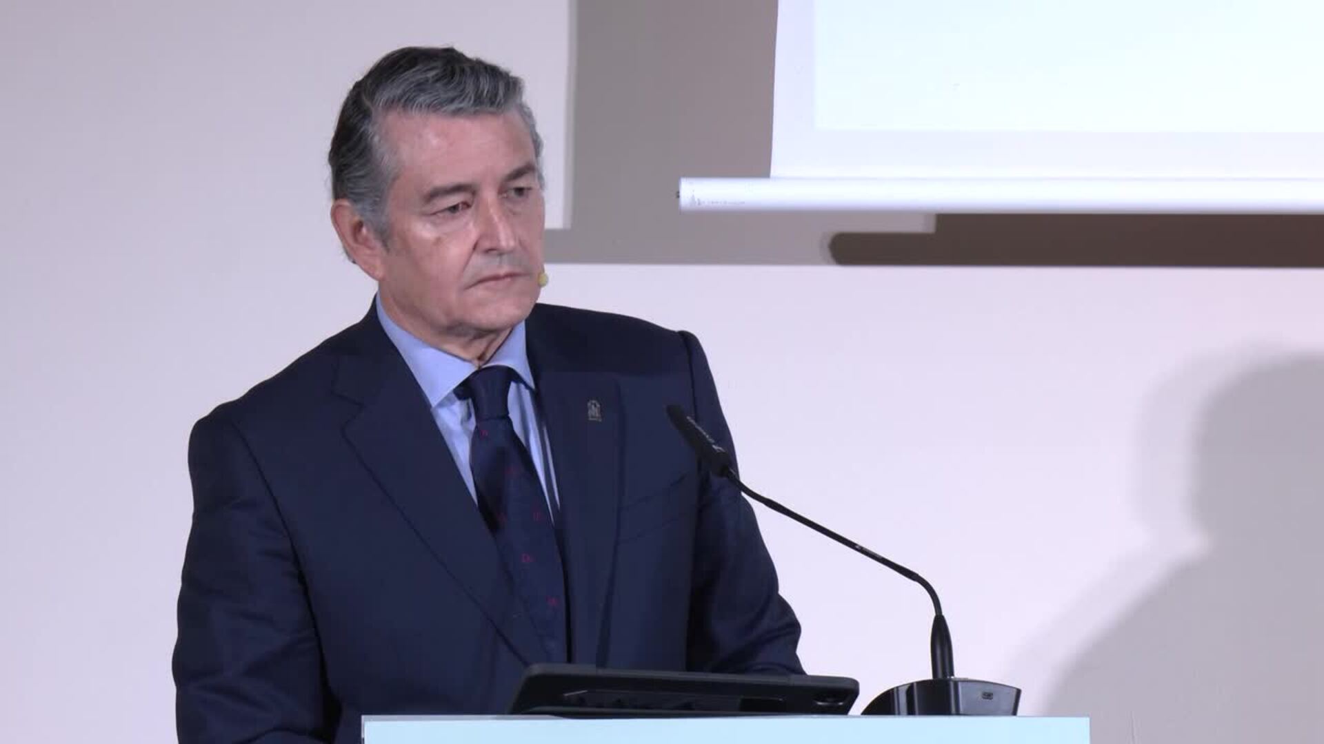 Sanz anuncia inicio de la obra del tercer hospital de Málaga para finales de enero y en febrero