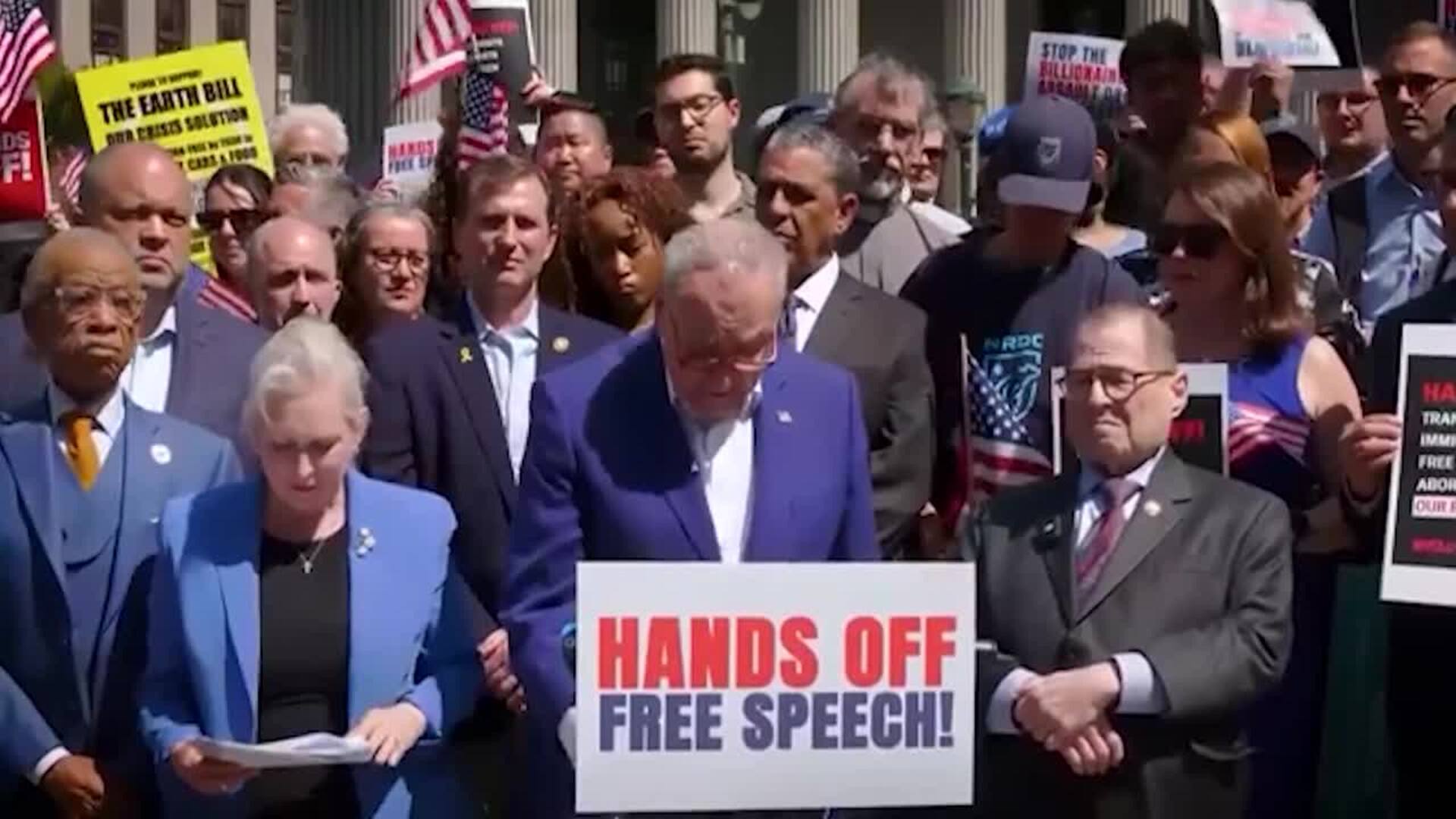 Demócratas denuncian que el Gobierno de EEUU ha publicado archivos de Esptein de manera parcial