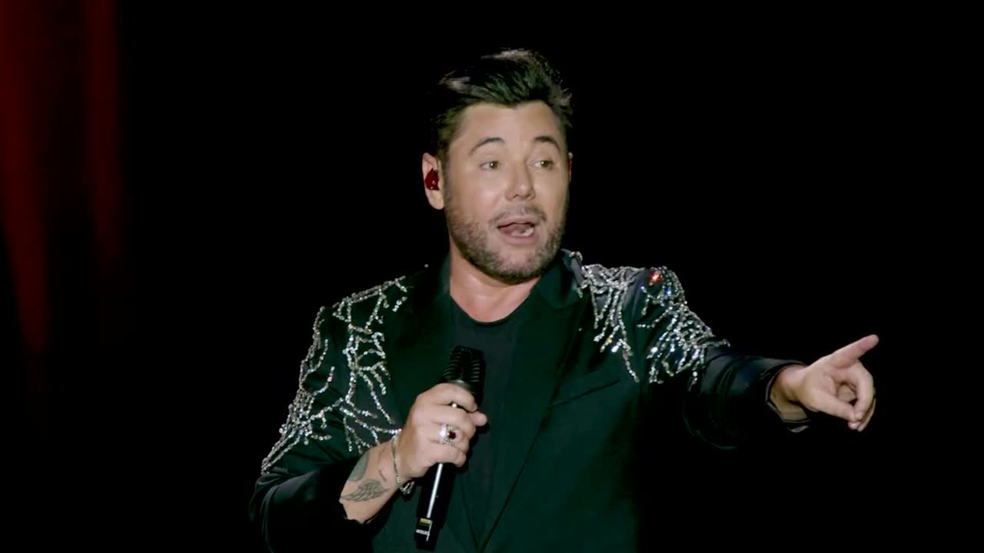 Starlite Madrid se rinde al alma flamenca de Miguel Poveda