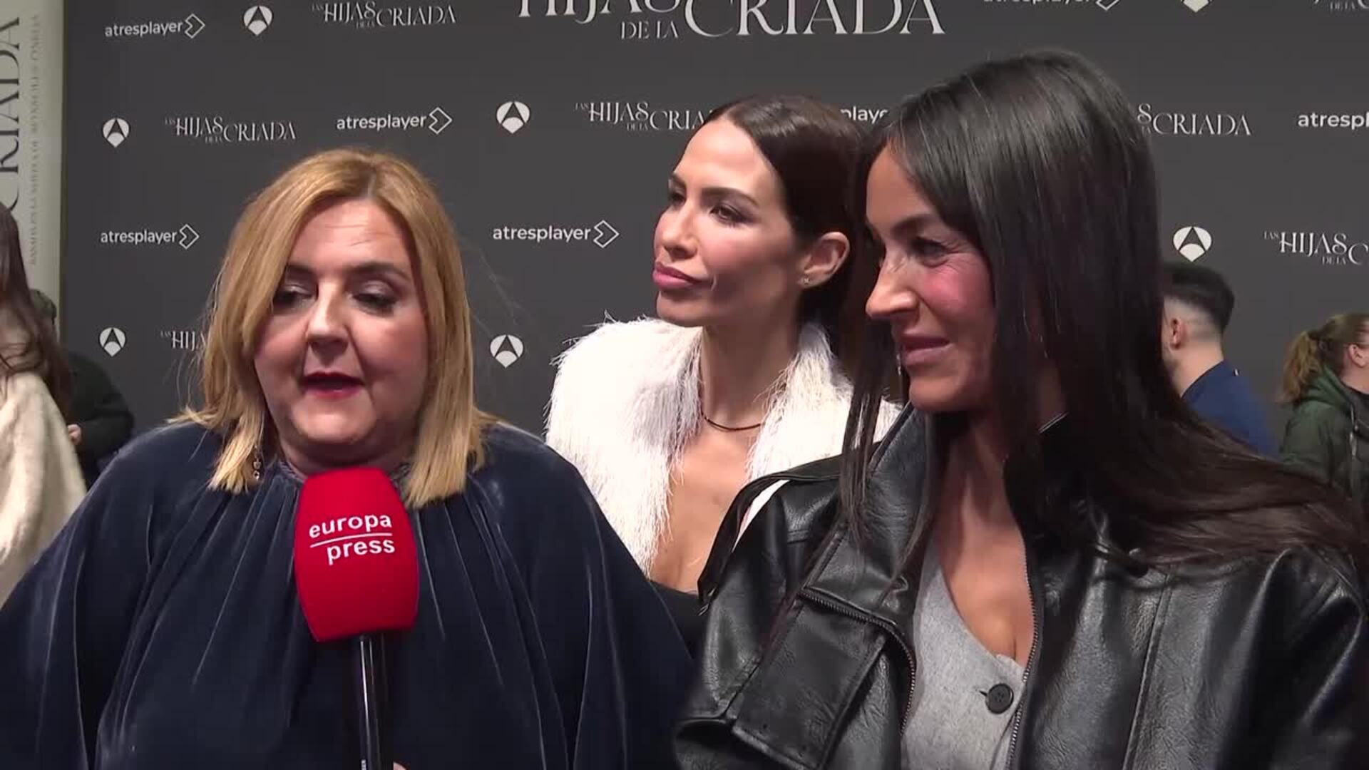 El equipo de 'Y ahora Sonsoles' celebra la Navidad y sus buenos datos de audiencia