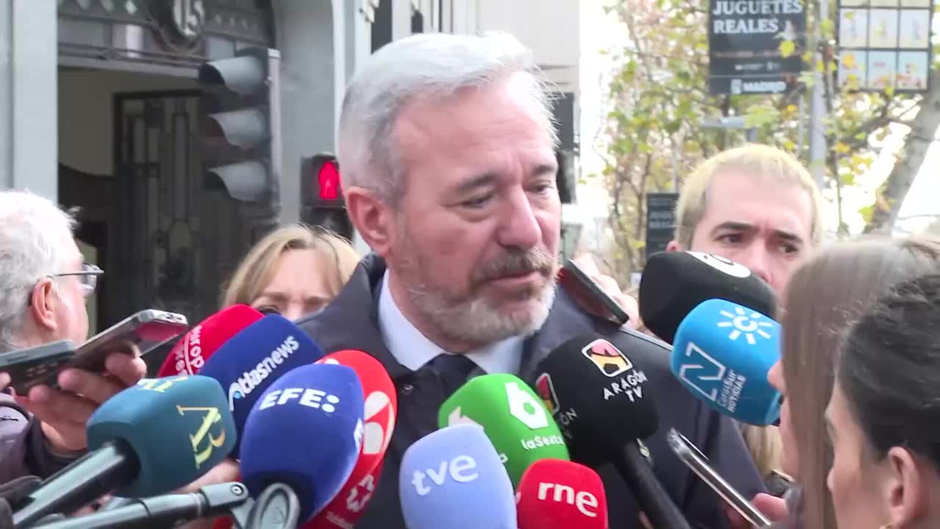 Azcón ve posible un acuerdo con Vox en Aragón "dentro de la legalidad"