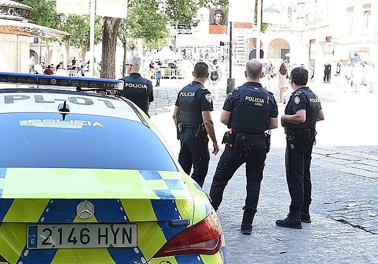 Plasencia acepta el pago de 232.000 euros a dos policías por no incorporarlos