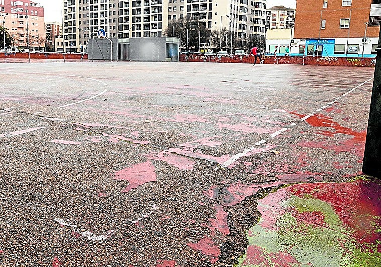 El Ayuntamiento de Badajoz renovará las pistas deportivas de La Paz con 61.000 euros
