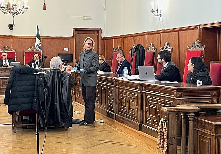 Los forenses del crimen de Zafra confirman que hubo un forcejeo