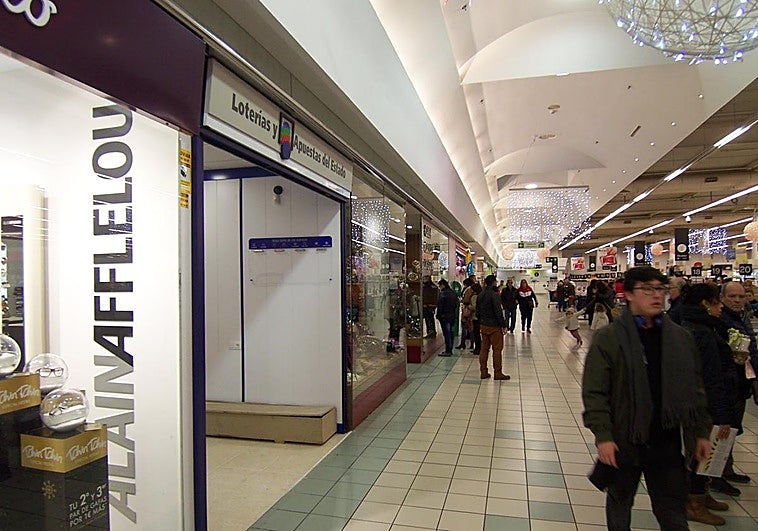 La lotería vuelve a caer en la Cereza de Oro del Carrefour de Plasencia