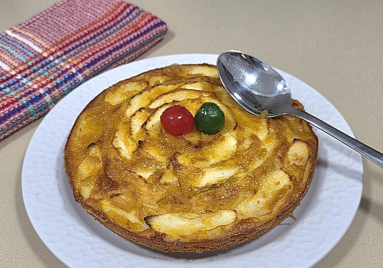 Tarta rápida de manzana de las cuatro cucharas