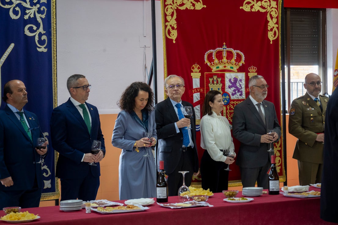 Fotos | El Rey preside la jura de bandera de 1.378 aspirantes a soldados en Cáceres
