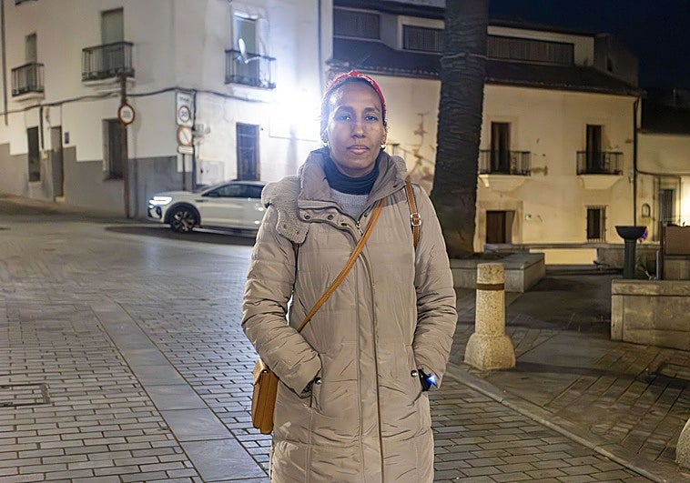 «Es muy duro dejar a tu familia en Cuba; la regularización exprés es una esperanza»