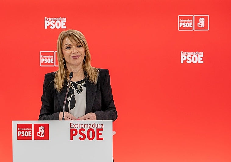 El PSOE alerta sobre la paralización de Extremadura por las negociaciones entre PP y Vox