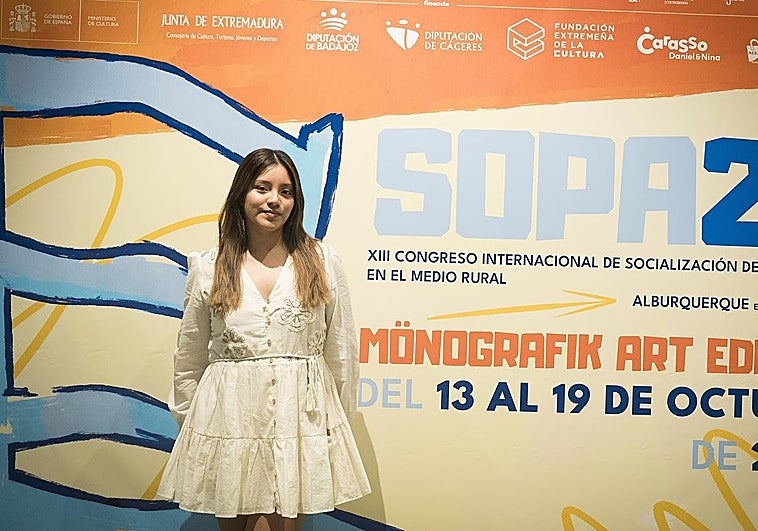 Annel Cuenca, de Perú a dinamizar la cultura local en Alburquerque