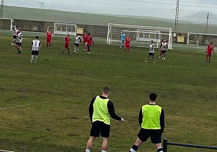 El Castuera denuncia insultos racistas en su visita al Talarrubias