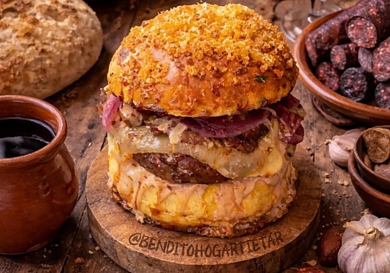 Con crujiente de miga y vino de la tierra: la hamburguesa más extremeña llega a Badajoz