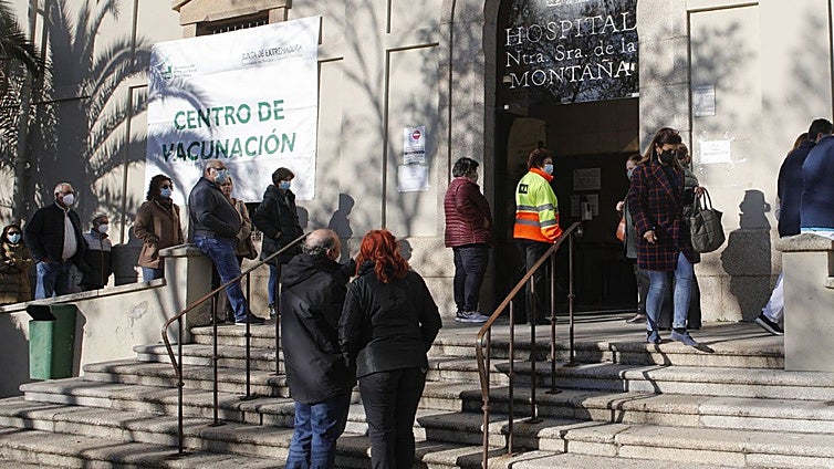 El Supremo anula la indemnización a una mujer de Cáceres que tuvo trombosis tras vacunarse de covid