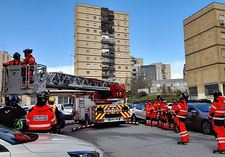 El segundo vehículo autoescala para reforzar el servicio de bomberos de Badajoz llega en mayo