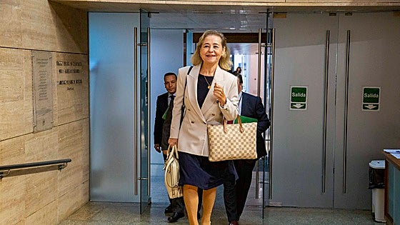 Educación se plantea si retira la oposición las plazas de Inglés de las Escuelas de Idiomas