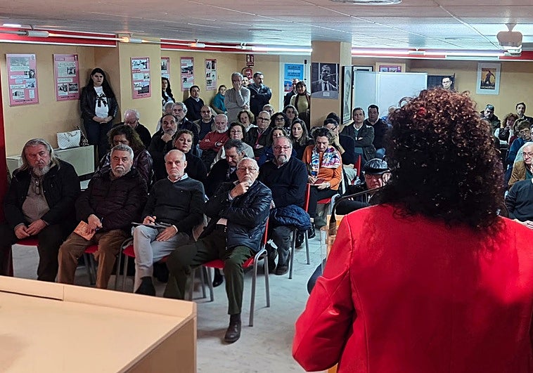 El PSOE de Badajoz examina en asamblea extraordinaria los resultados del 21-D