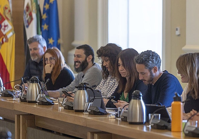 El Ayuntamiento de Cáceres aprueba crear un centro de día para personas sin hogar