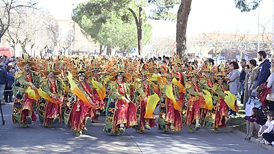 El Carnaval de Badajoz se despide con una gran celebración y la petición de desfilar por Sinforiano