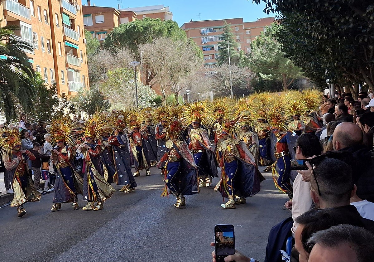 El desfile de Valdepasillas que pide llegar a Sinforiano.