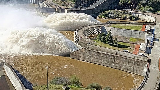 Alqueva ha desembalsado casi el equivalente a su capacidad