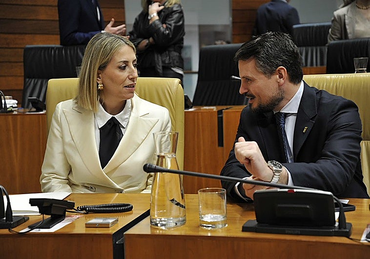 Guardiola pide el apoyo de Vox: «No veo impedimento alguno para el acuerdo»