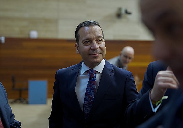 Vox vota en contra de Guardiola: «Sin acuerdo no hay presidenta»