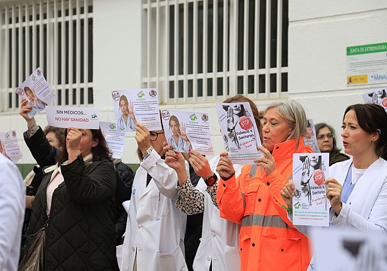 Las agresiones a sanitarios siguen al alza y Badajoz está entre las más afectadas del país