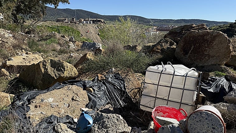El PSOE de Plasencia denuncia un «atentado ecológico» en El Berrocal y La Serrana