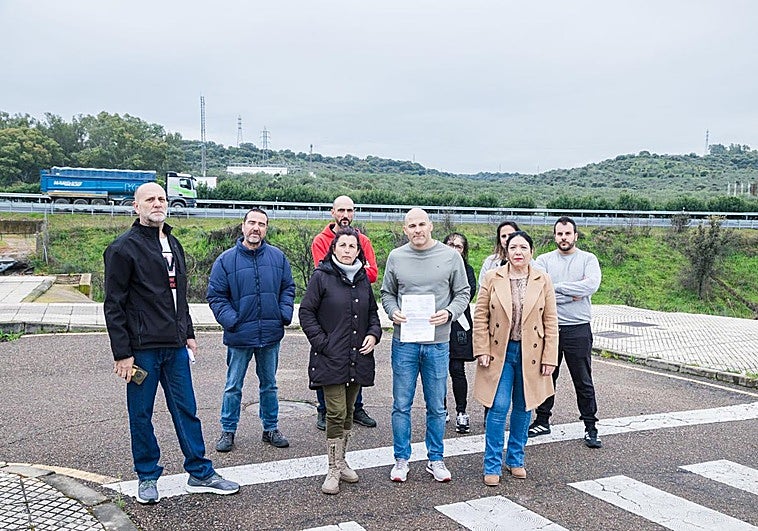 Vecinos del Cerro Gordo, hartos del ruido tras la obra en la A-5: «Necesitamos pantallas acústicas»