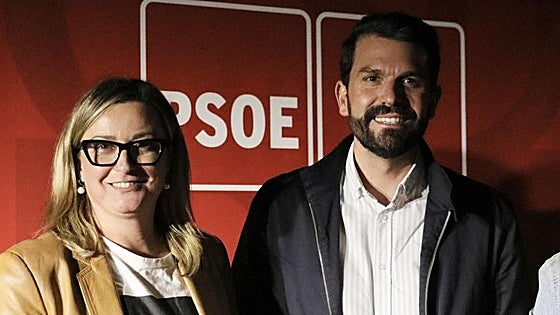 Blanca Martín renuncia a su candidatura y se une a Cotrina para liderar el PSOE de Extremadura