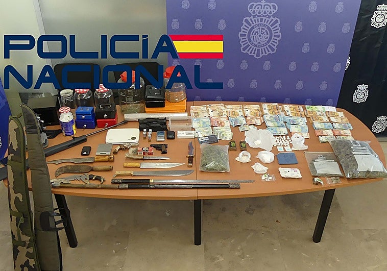 Desarticulan un grupo dedicado al tráfico de drogas en Plasencia y detienen a 14 personas, entre ellos dos menores