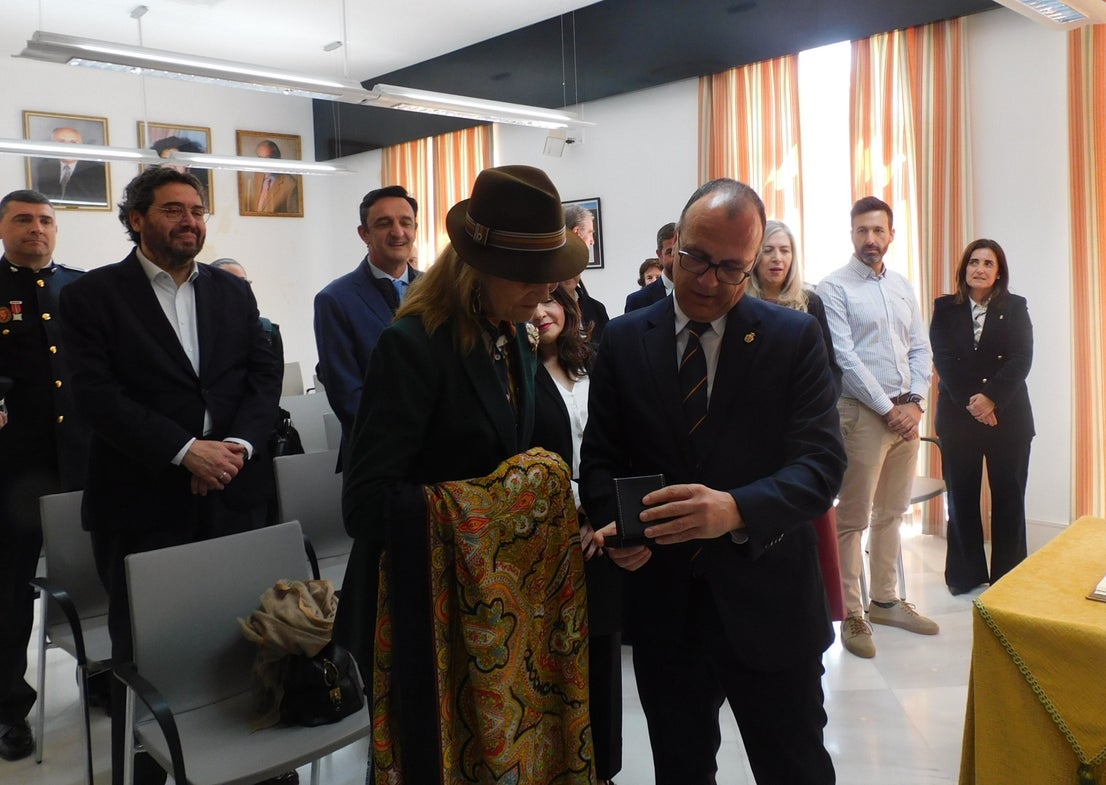 Así ha sido la visita de la Infanta Elena a Navalmoral