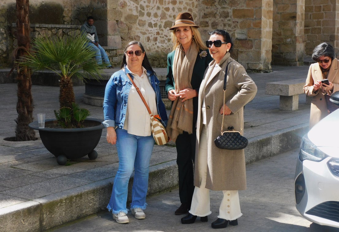 Así ha sido la visita de la Infanta Elena a Navalmoral