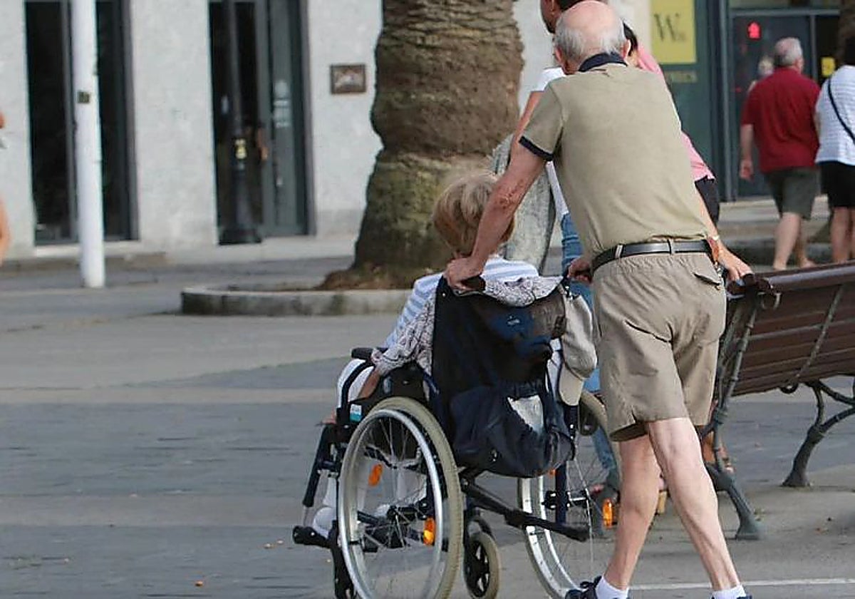 La espera de la Ley de Dependencia en Extremadura baja y se sitúa en 259 días