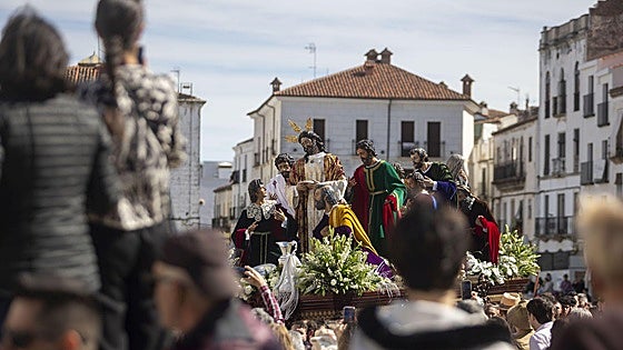 Fotos | Las mejores imágenes de la procesión de la Sagrada Cena de este Jueves Santo en Cáceres