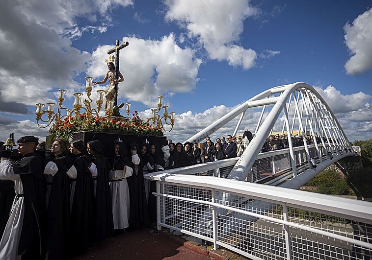El Sábado Santo de Cáceres arranca en el barrio de Mejostilla