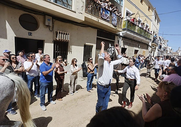 Arroyo de la Luz se queda sin caballos de momento por un fallo en la megafonía