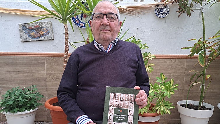 «El Liceo de Mérida se creó para la clase media, con 1.000 socios al inicio»