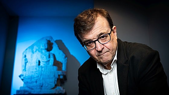Javier Cercas se suma al cartel de la Feria del Libro de Cáceres