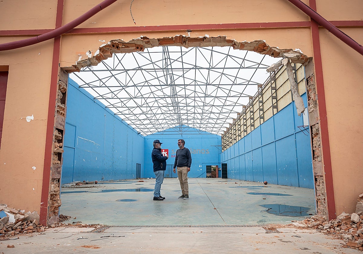 Los Salesianos invierte más de un millón de euros en el nuevo polideportivo