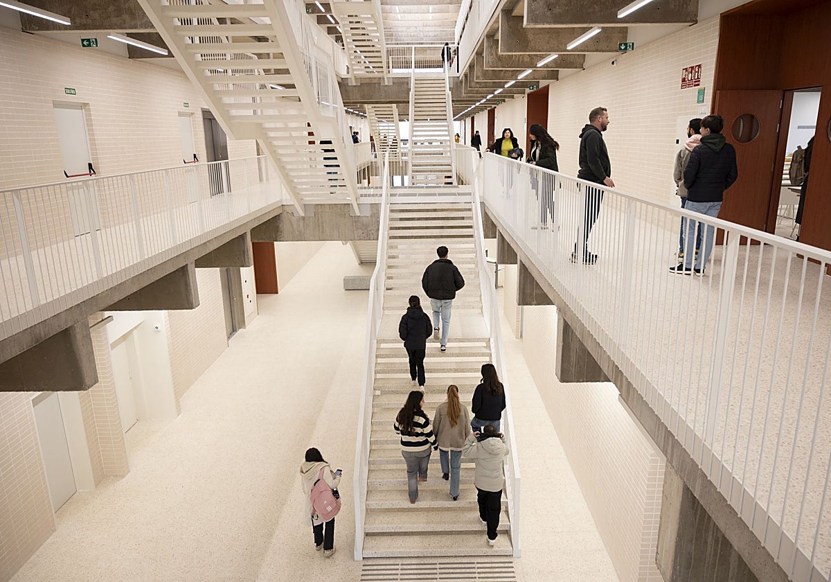 El grado de Medicina de la UEx oferta 132 plazas pero siguen sin financiación del Ministerio