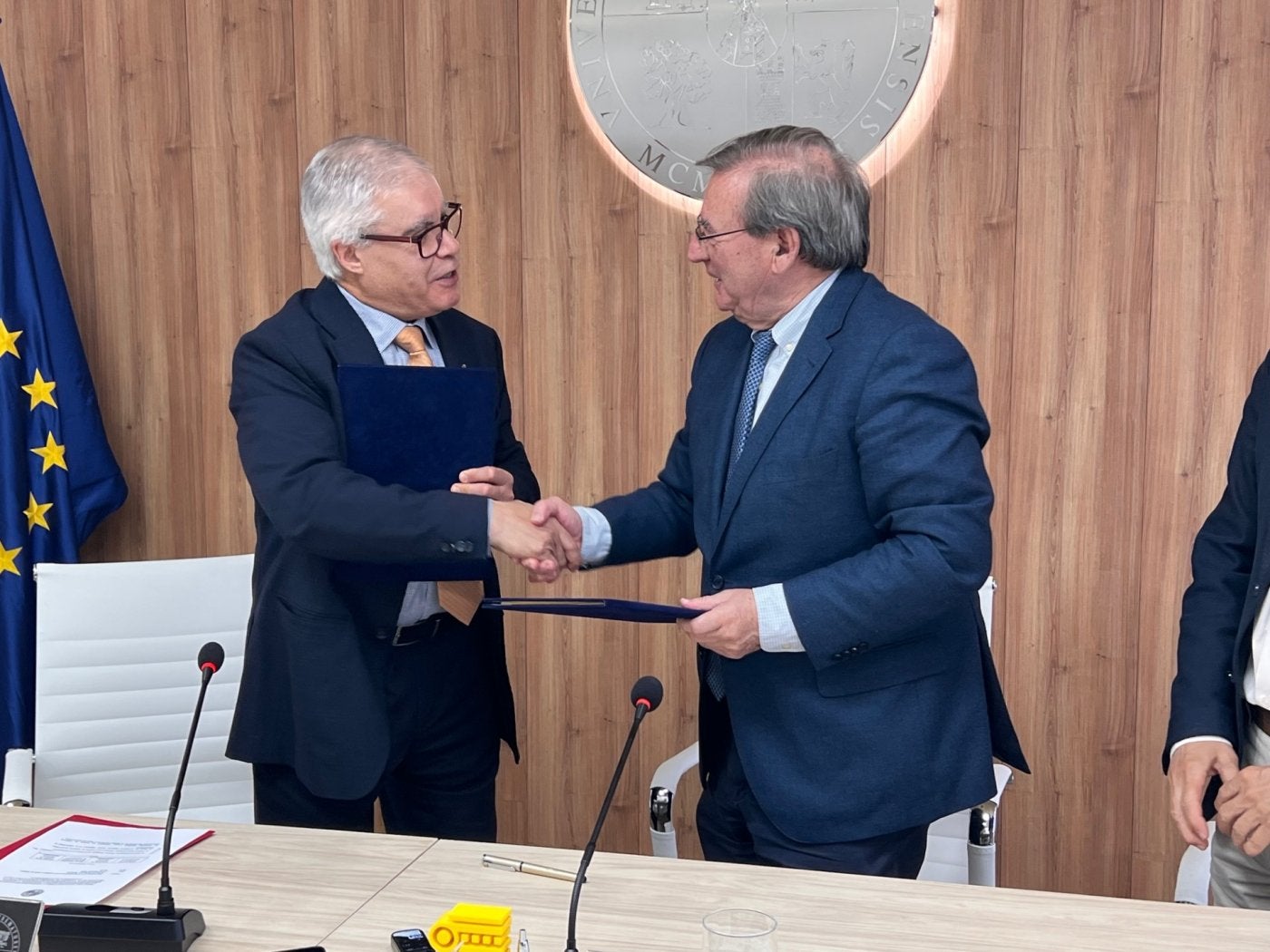 La UEx y el Gobierno crean la Cátedra de Memoria Democrática