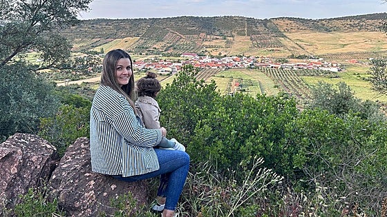 Madres que dan vida a la Extremadura vaciada