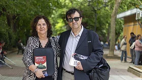Javier Cercas pone el broche a la Feria del Libro de Cáceres: «Me siento en casa»